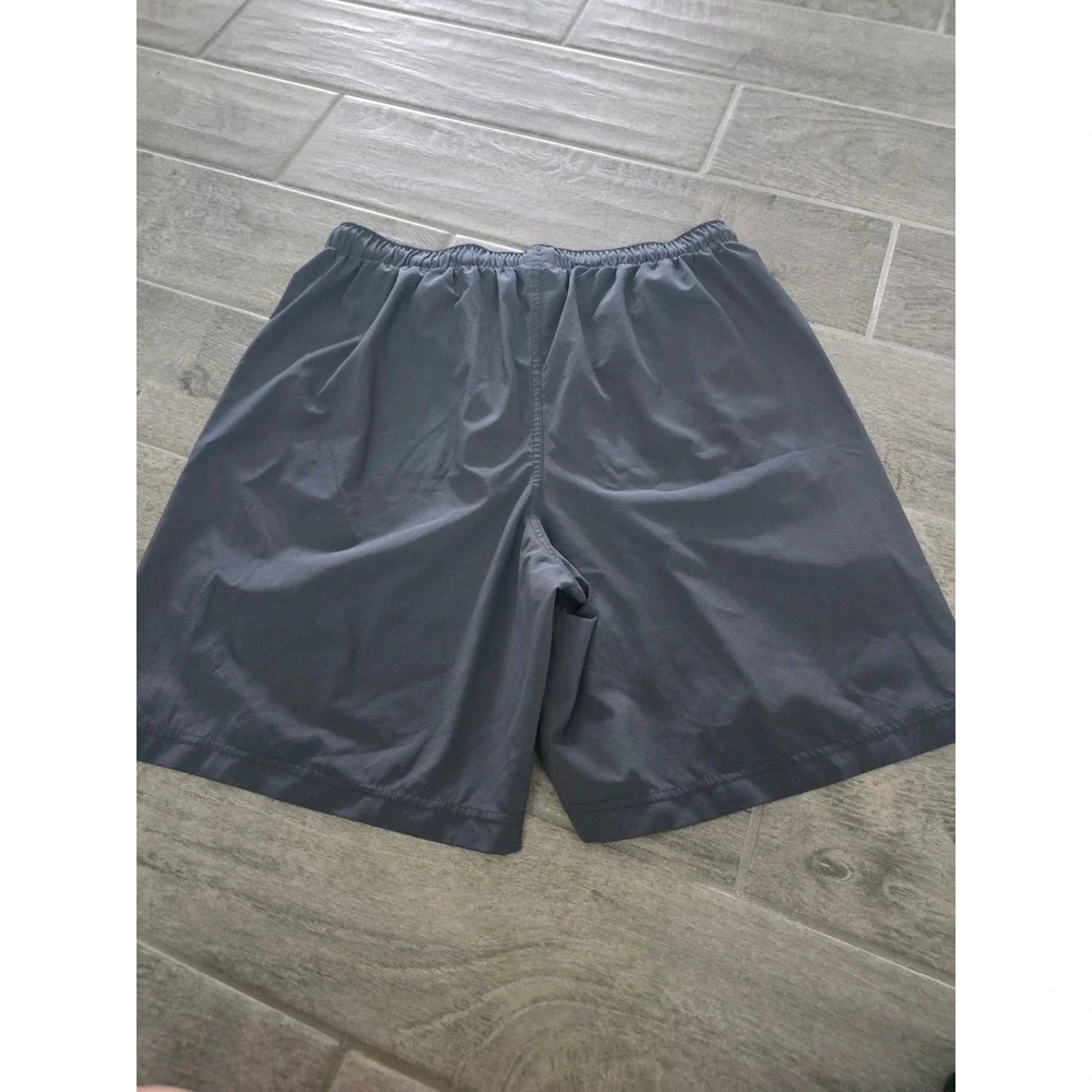 Free Fly Mens Unlined Gray Shorts Large 8 Inch Inseam Stretch Athletic